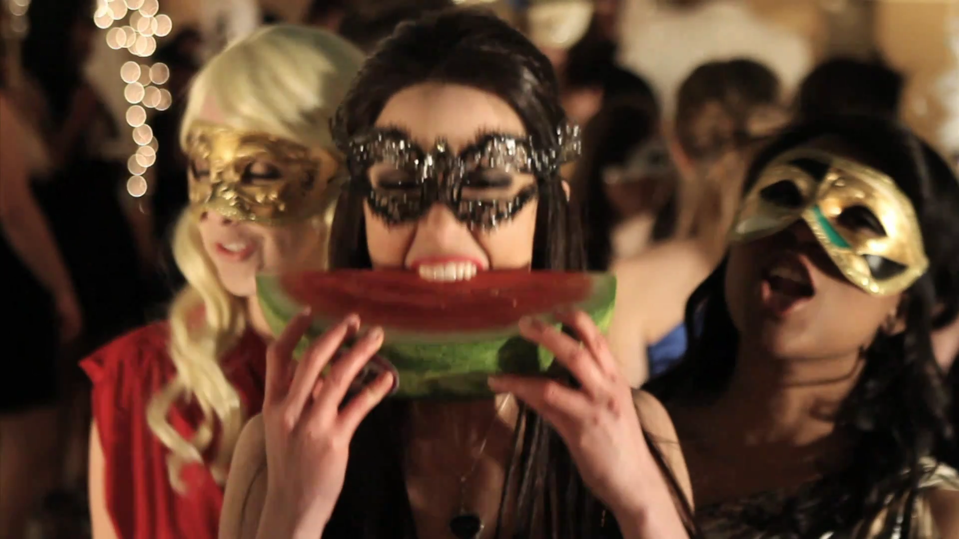 VampireDiariesWorld_dot_org-TheHillywoodShowParody0537.png