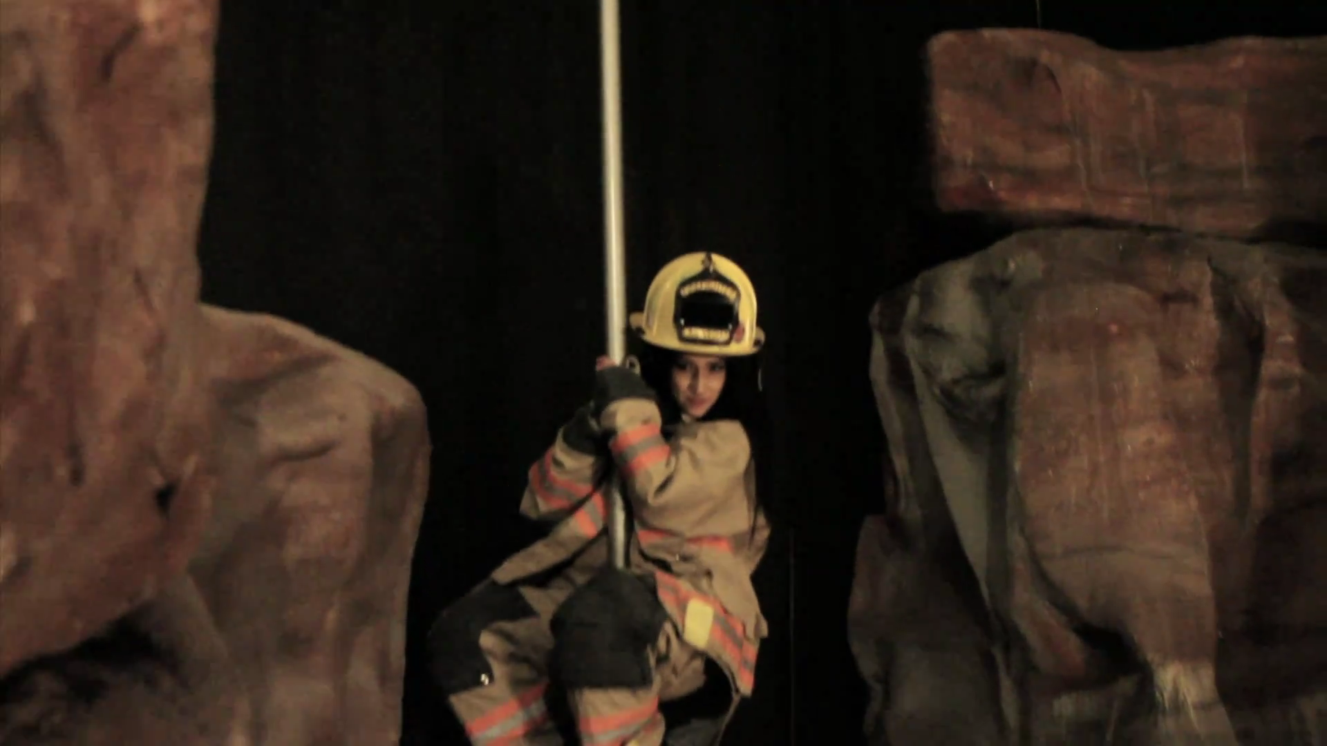 VampireDiariesWorld_dot_org-TheHillywoodShowParody0668.png VampireDiariesWorld_dot_org-TheHillywoodShowParody0668.png