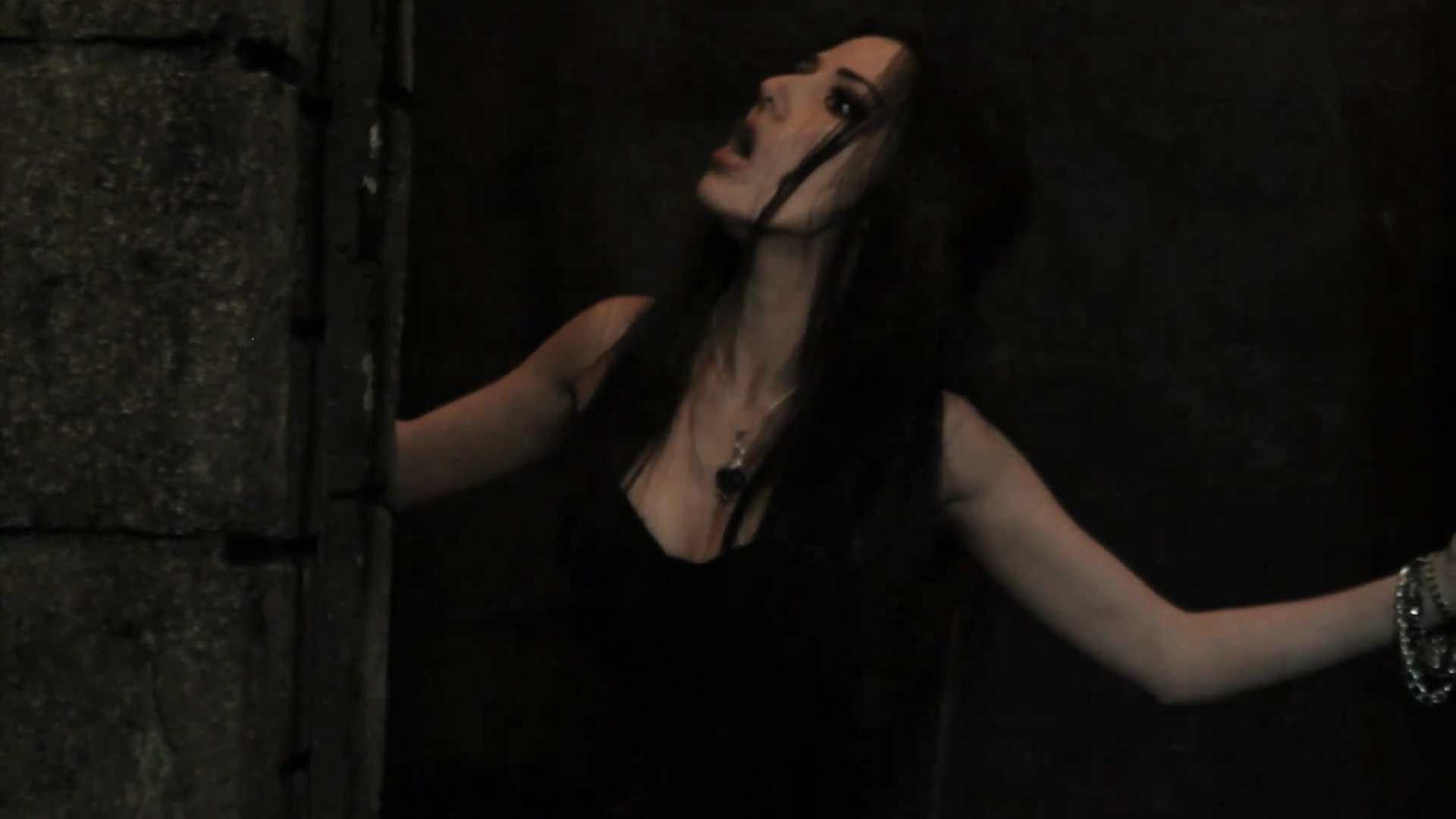 VampireDiariesWorld_dot_org-TheHillywoodShowParody0726.png VampireDiariesWorld_dot_org-TheHillywoodShowParody0726.png