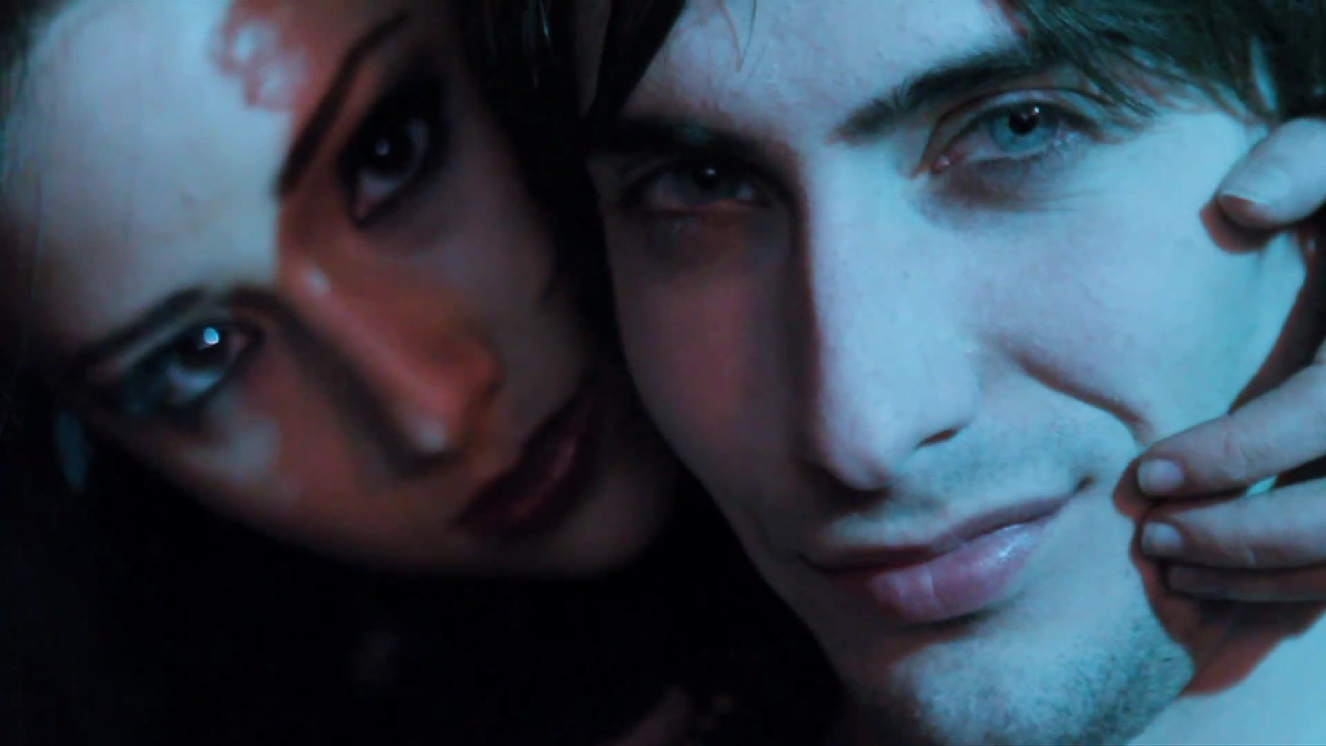 VampireDiariesWorld_dot_org-TheHillywoodShowParody0965.png