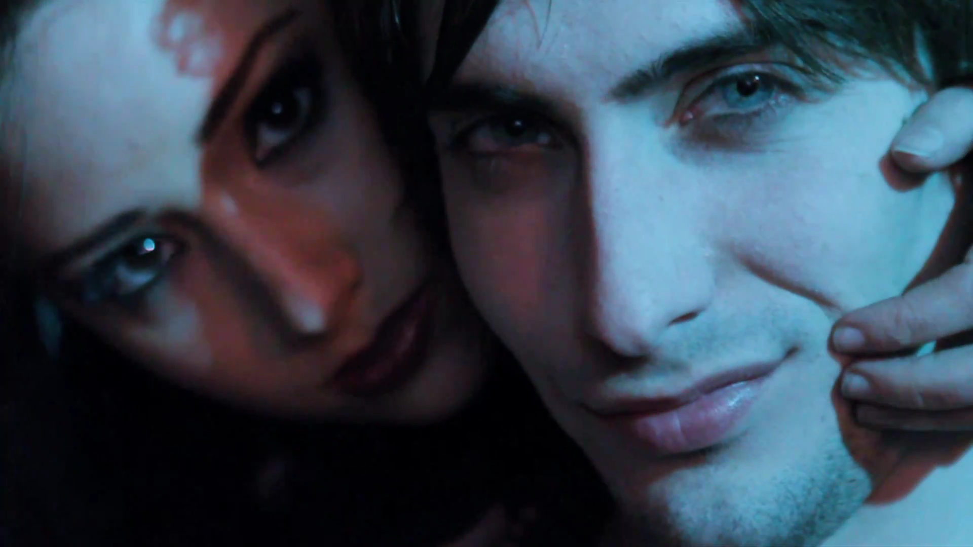 VampireDiariesWorld_dot_org-TheHillywoodShowParody0968.png