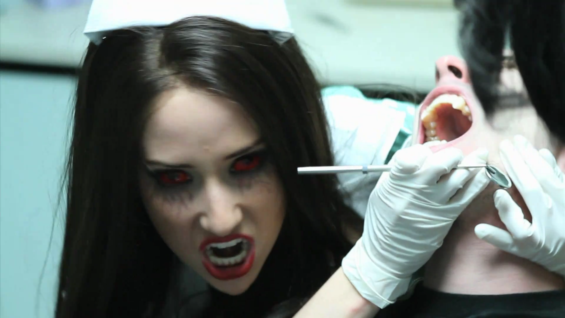 VampireDiariesWorld_dot_org-TheHillywoodShowParody1014.png VampireDiariesWorld_dot_org-TheHillywoodShowParody1014.png