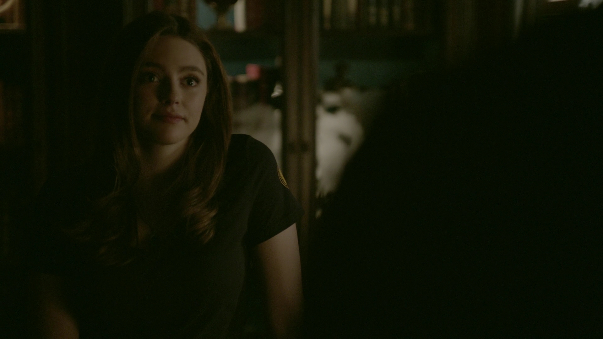 VampireDiariesWorld-dot-nl_Legacies1x03WereBeingPunkedPedro02147.jpg