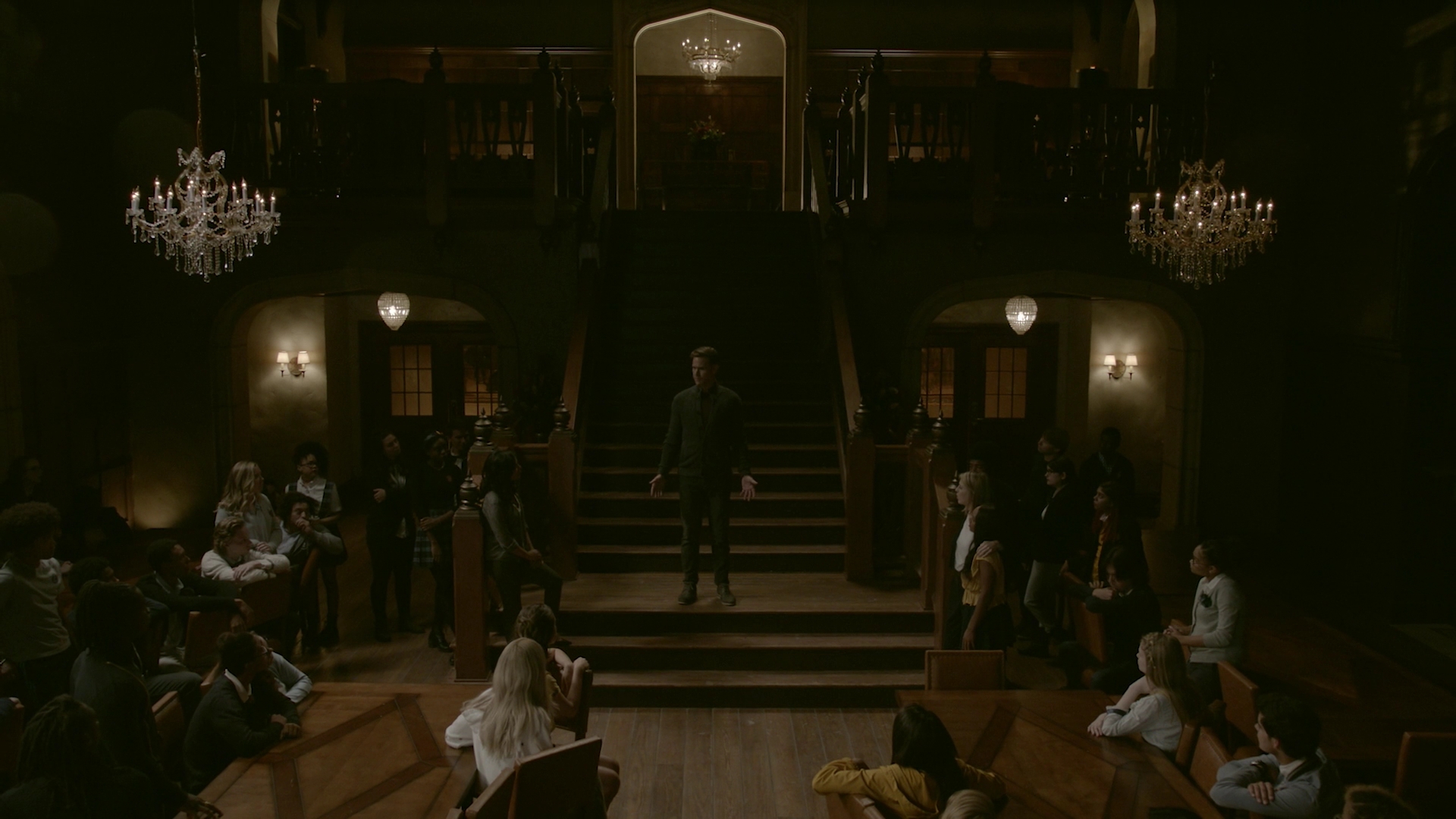 VampireDiariesWorld-dot-nl_Legacies1x03WereBeingPunkedPedro02203.jpg