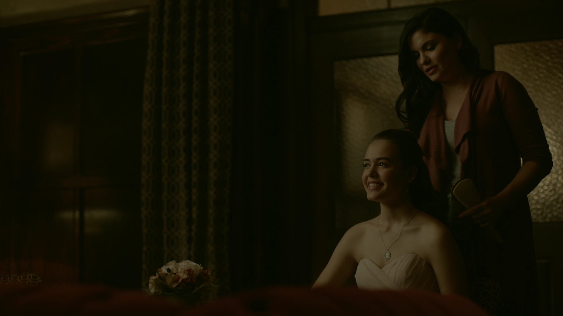 VampireDiariesWorld-dot-nl_Legacies1x06MombieDearest01090.jpg