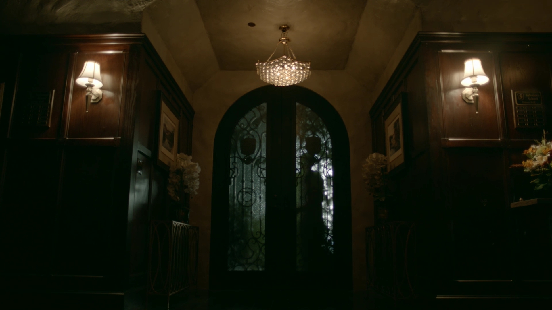 VampireDiariesWorld-dot-nl_Legacies1x07DeathKeepsKnockingOnMyDoor02263.jpg