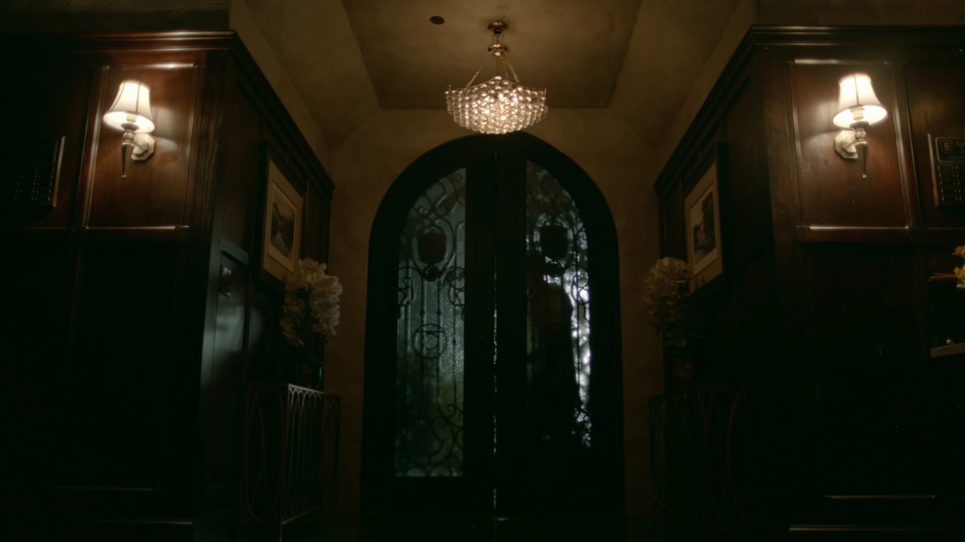 VampireDiariesWorld-dot-nl_Legacies1x07DeathKeepsKnockingOnMyDoor02264.jpg