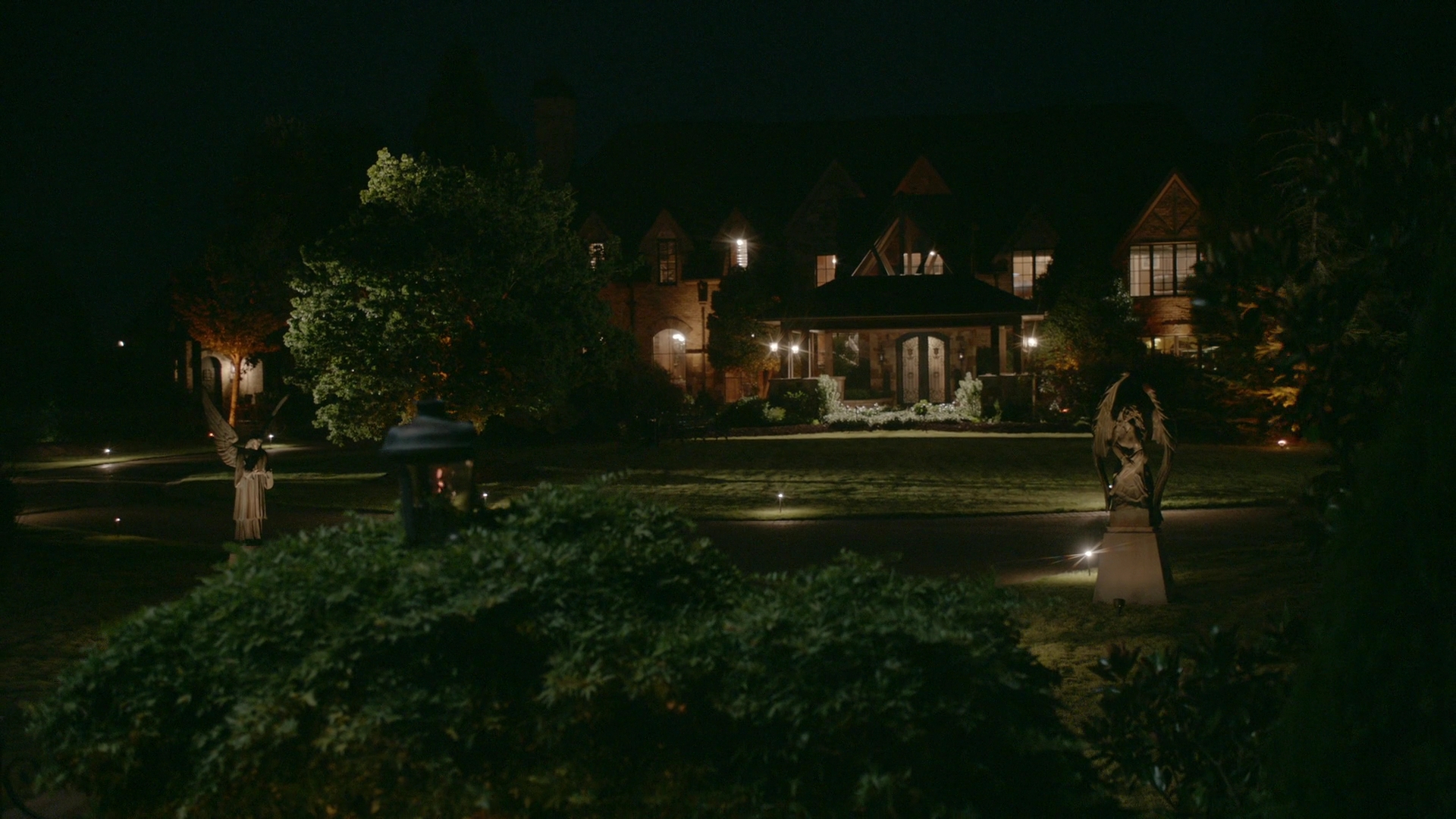 vampirediariesworld-dot-nl_Legacies2x02ThisYearWillBeDifferent02074.jpg vampirediariesworld-dot-nl_Legacies2x02ThisYearWillBeDifferent02074.jpg