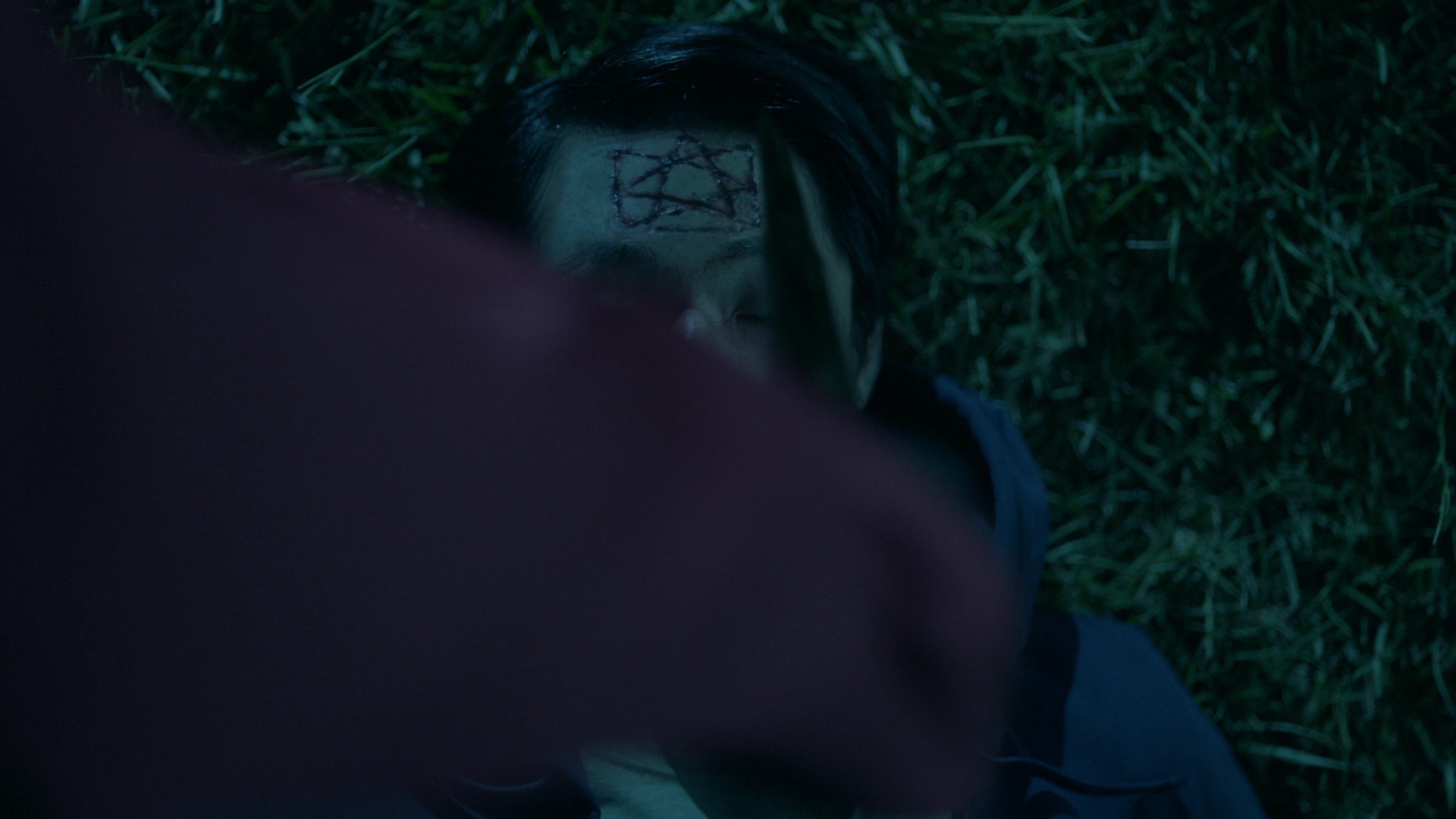 vampirediariesworld-dot-nl_Legacies2x02ThisYearWillBeDifferent02440.jpg