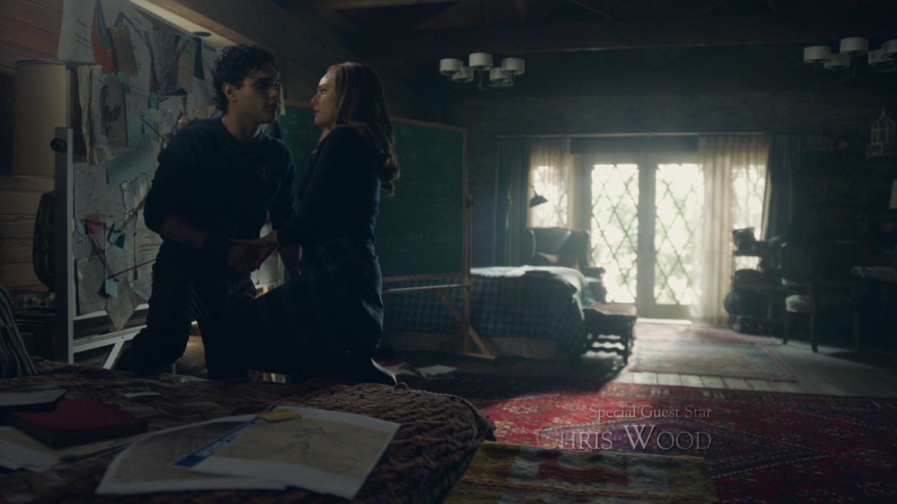 VampireDiariesWorld-dot-nl-Legacies2x13YouCantSaveThemAll0223.jpg