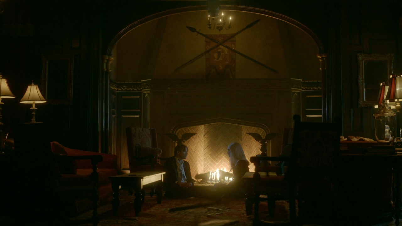 VampireDiariesWorld-dot-nl-Legacies2x13YouCantSaveThemAll2049.jpg