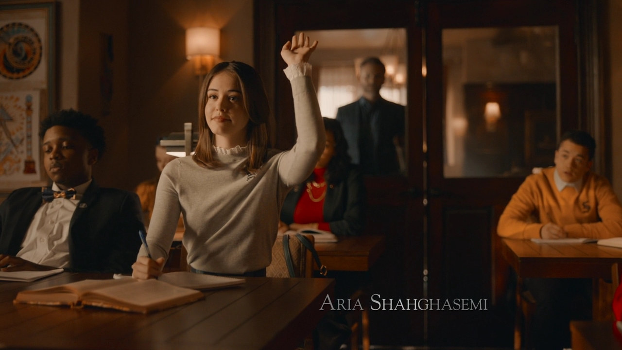 VampireDiariesWorld-dot-nl-Legacies2x14TheresaPlaceWheretheLostThingsGo0148.jpg