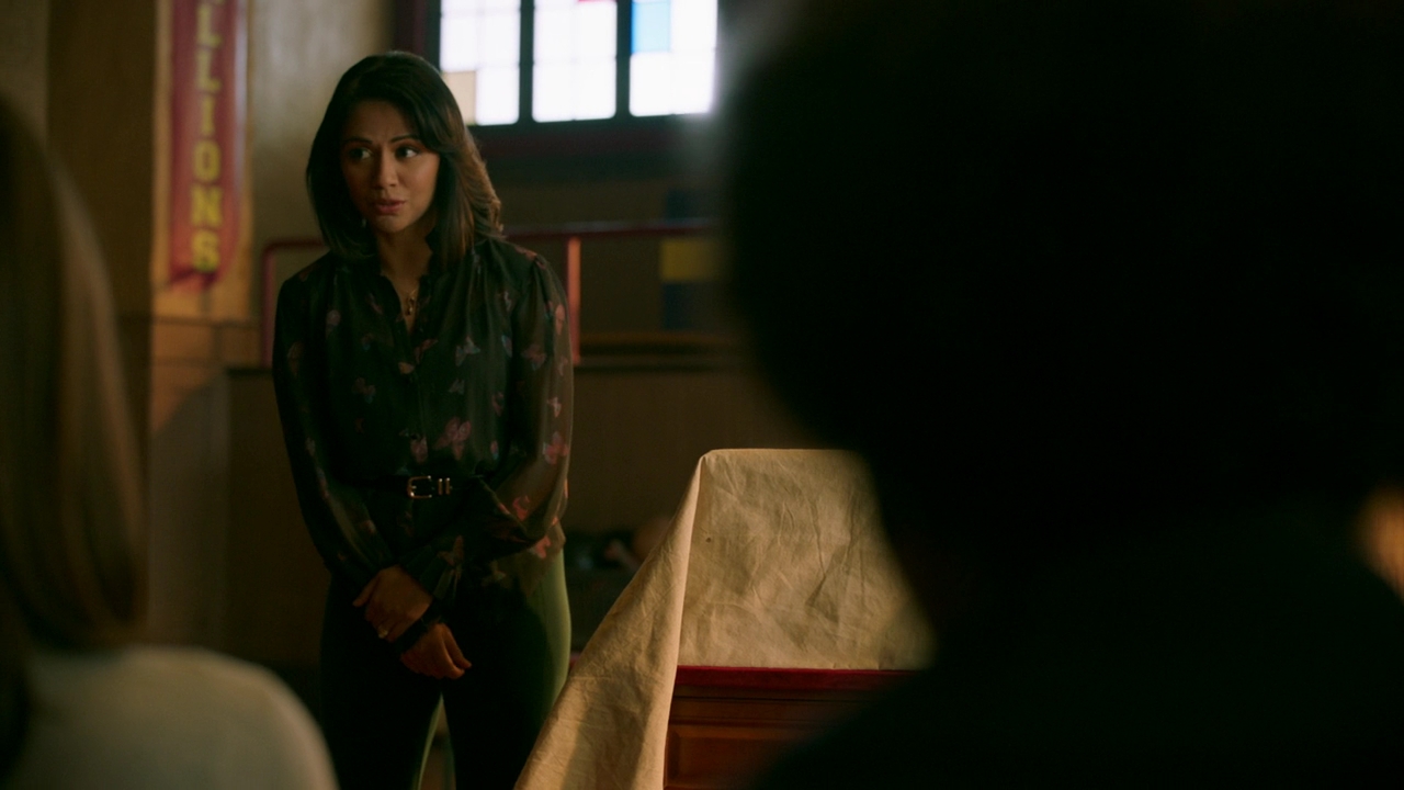 VampireDiariesWorld-dot-nl-Legacies2x14TheresaPlaceWheretheLostThingsGo0200.jpg