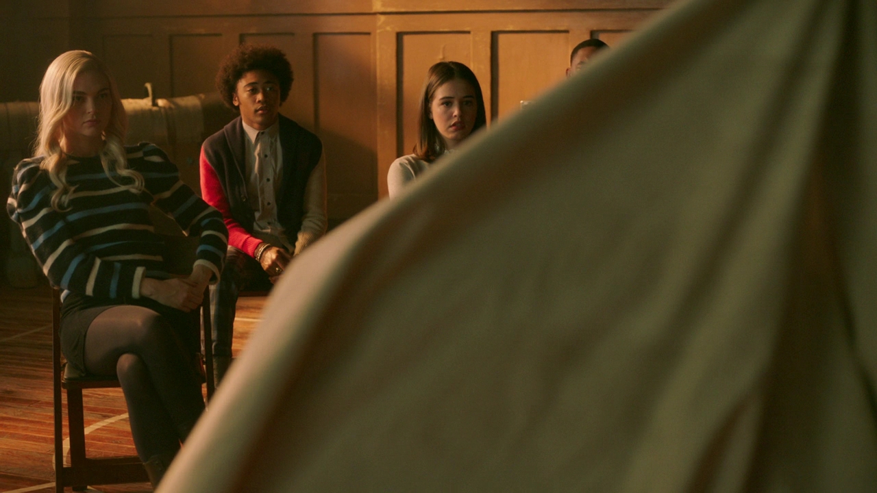 VampireDiariesWorld-dot-nl-Legacies2x14TheresaPlaceWheretheLostThingsGo0208.jpg VampireDiariesWorld-dot-nl-Legacies2x14TheresaPlaceWheretheLostThingsGo0208.jpg