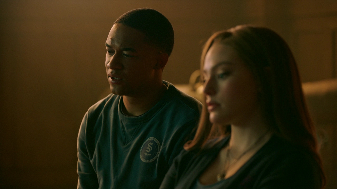 VampireDiariesWorld-dot-nl-Legacies2x14TheresaPlaceWheretheLostThingsGo0216.jpg VampireDiariesWorld-dot-nl-Legacies2x14TheresaPlaceWheretheLostThingsGo0216.jpg