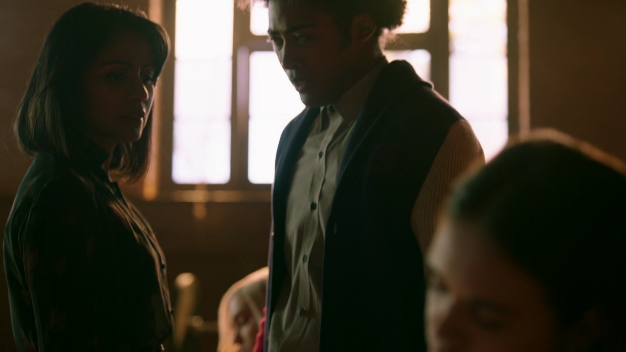 VampireDiariesWorld-dot-nl-Legacies2x14TheresaPlaceWheretheLostThingsGo1641.jpg