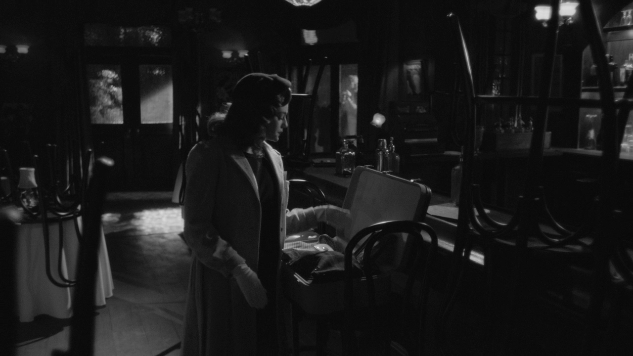 VampireDiariesWorld-dot-nl-Legacies2x14TheresaPlaceWheretheLostThingsGo1653.jpg