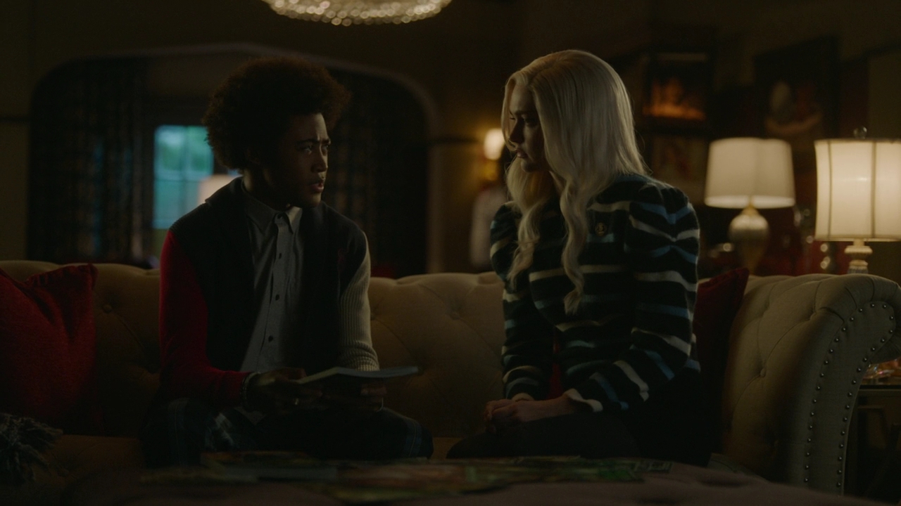 VampireDiariesWorld-dot-nl-Legacies2x14TheresaPlaceWheretheLostThingsGo1998.jpg