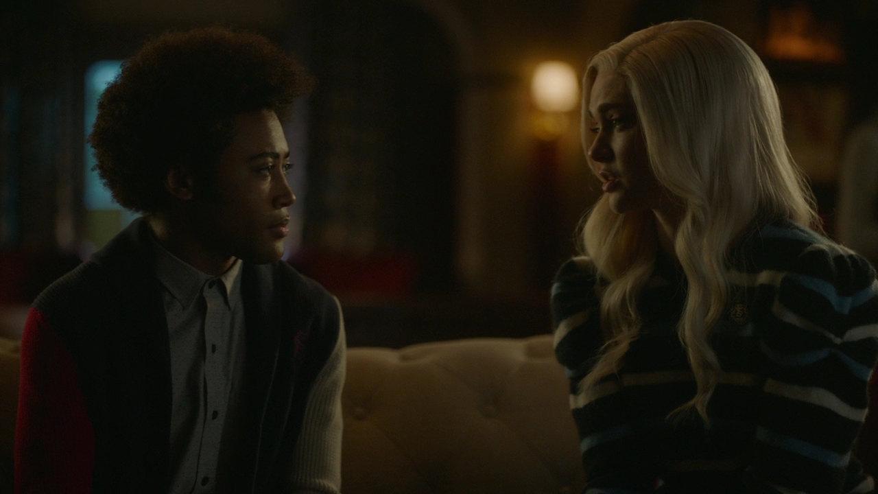 VampireDiariesWorld-dot-nl-Legacies2x14TheresaPlaceWheretheLostThingsGo2023.jpg
