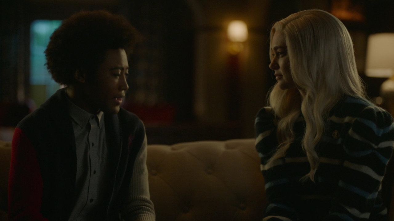 VampireDiariesWorld-dot-nl-Legacies2x14TheresaPlaceWheretheLostThingsGo2073.jpg
