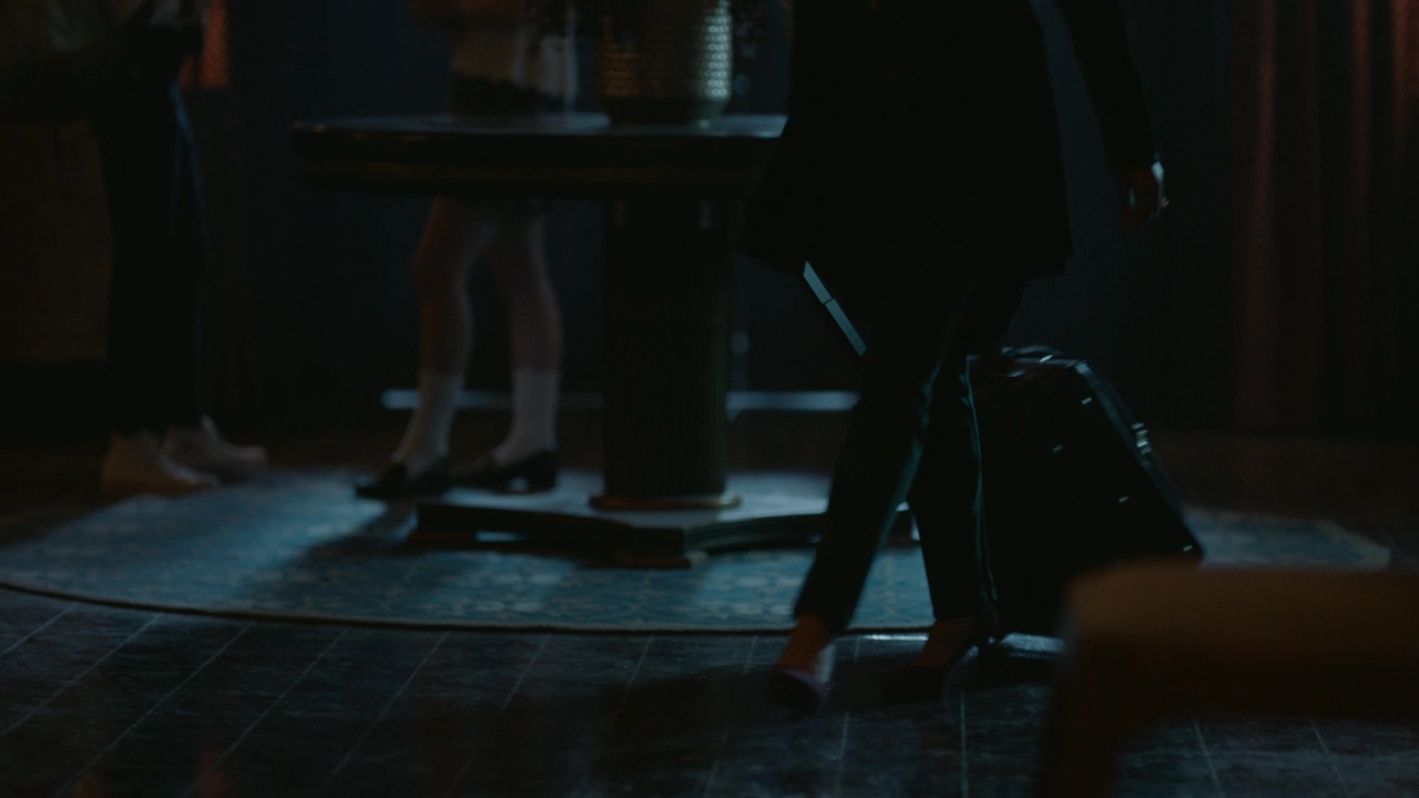 VampireDiariesWorld-dot-nl-Legacies2x14TheresaPlaceWheretheLostThingsGo2101.jpg