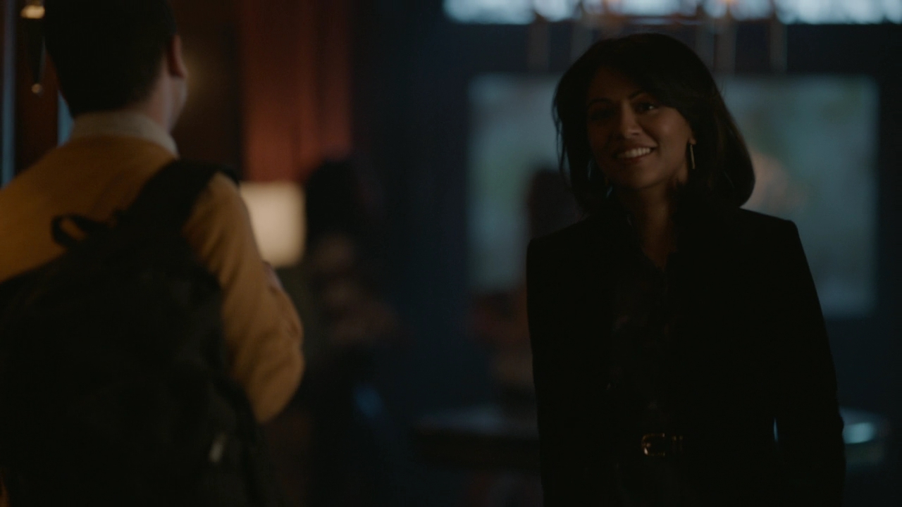 VampireDiariesWorld-dot-nl-Legacies2x14TheresaPlaceWheretheLostThingsGo2104.jpg