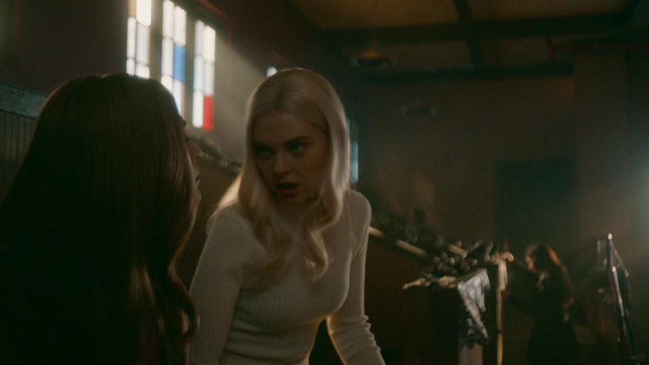 VampireDiariesWorld-dot-nl-Legacies2x15LifeWasSoMuchEasierWhenIOnlyCaredAboutMyself0358.jpg