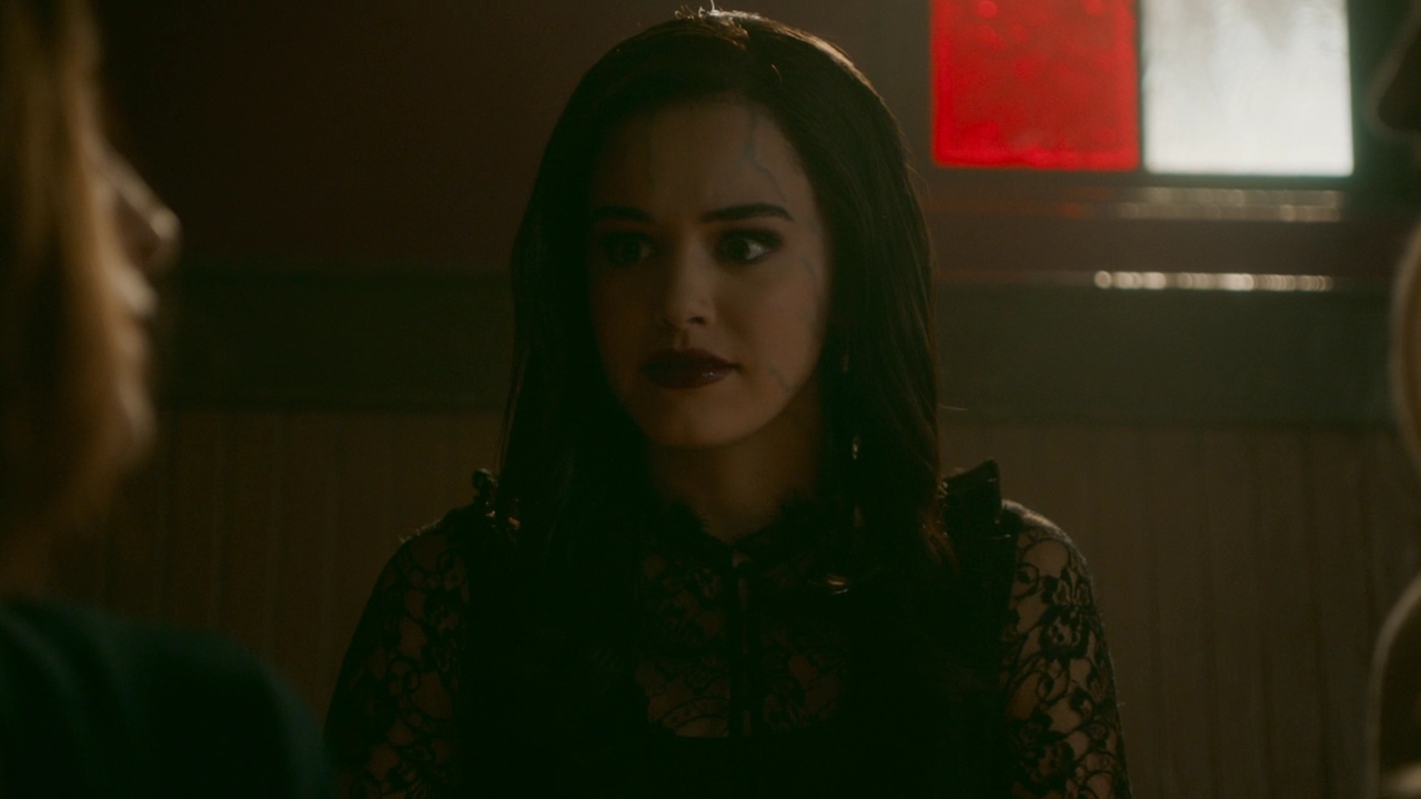 VampireDiariesWorld-dot-nl-Legacies2x15LifeWasSoMuchEasierWhenIOnlyCaredAboutMyself0387.jpg