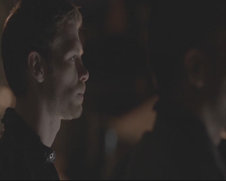 VampireDiariesWorld-dot-org_TheOriginals1x01AlwaysAndForever-deletedscene0010.jpg