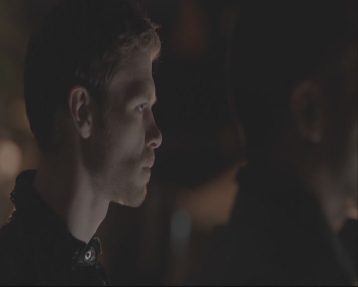 VampireDiariesWorld-dot-org_TheOriginals1x01AlwaysAndForever-deletedscene0012.jpg