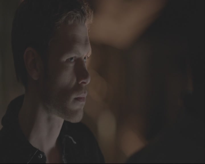 VampireDiariesWorld-dot-org_TheOriginals1x01AlwaysAndForever-deletedscene0032.jpg