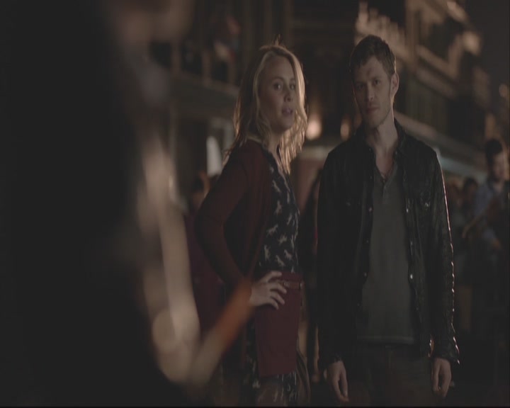 VampireDiariesWorld-dot-org_TheOriginals1x01AlwaysAndForever-deletedscene0079.jpg