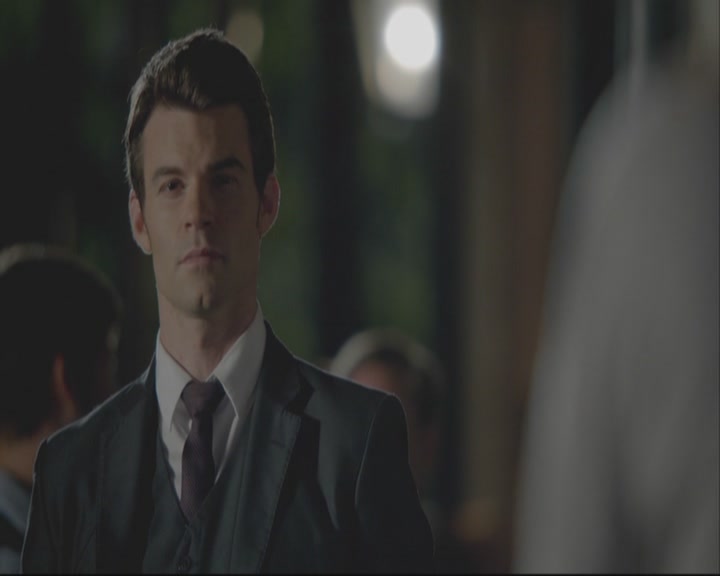 VampireDiariesWorld-dot-org_TheOriginals1x01AlwaysAndForever-deletedscene0083.jpg