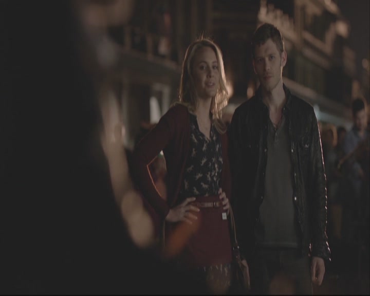 VampireDiariesWorld-dot-org_TheOriginals1x01AlwaysAndForever-deletedscene0085.jpg