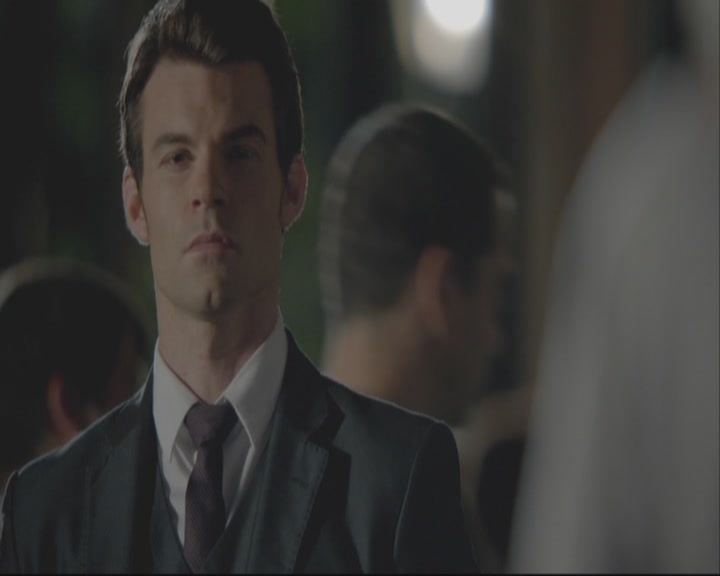 VampireDiariesWorld-dot-org_TheOriginals1x01AlwaysAndForever-deletedscene0113.jpg