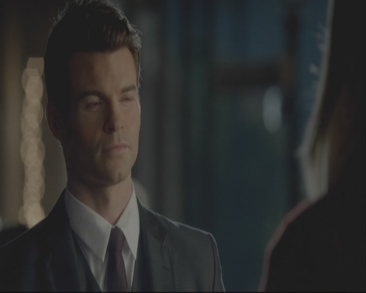 VampireDiariesWorld-dot-org_TheOriginals1x01AlwaysAndForever-deletedscene0142.jpg