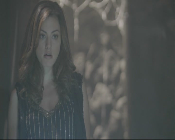 VampireDiariesWorld-dot-org_TheOriginals1x02HouseOfTheRisingSun-deletedscene0022.jpg