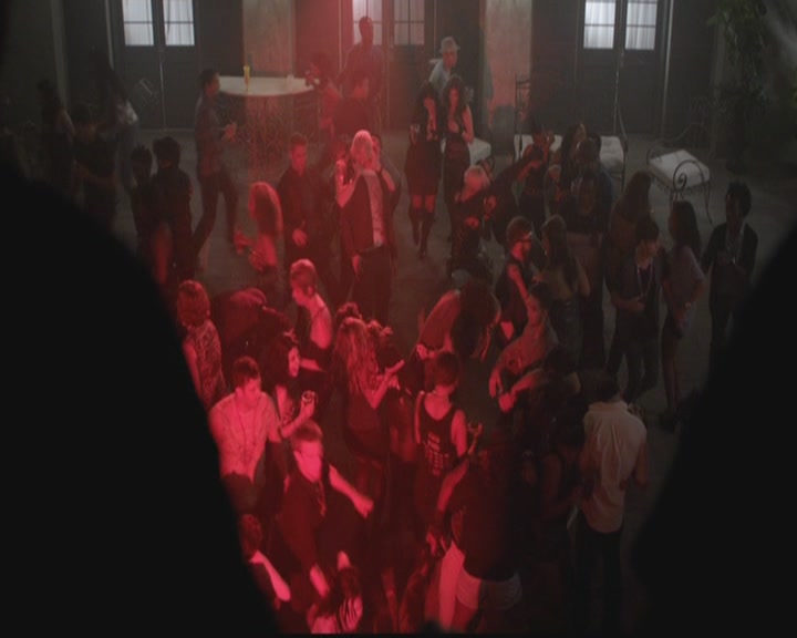 VampireDiariesWorld-dot-org_TheOriginals1x02HouseOfTheRisingSun0048.jpg