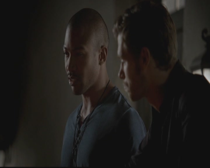 VampireDiariesWorld-dot-org_TheOriginals1x02HouseOfTheRisingSun0079.jpg