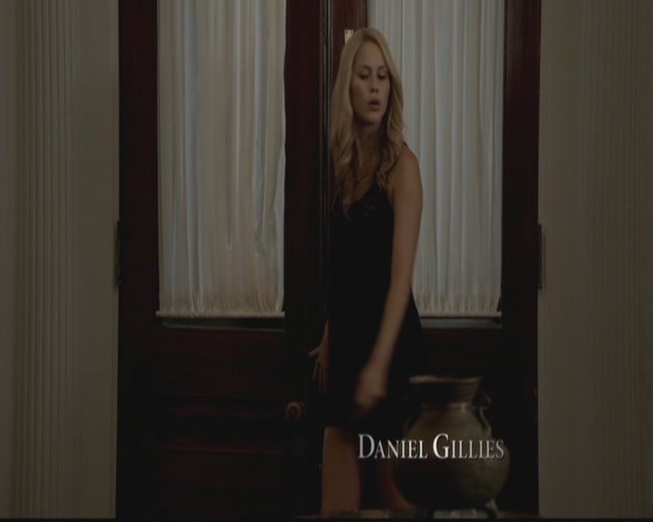 VampireDiariesWorld-dot-org_TheOriginals1x02HouseOfTheRisingSun0133.jpg