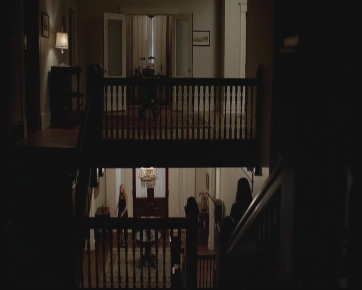 VampireDiariesWorld-dot-org_TheOriginals1x02HouseOfTheRisingSun0136.jpg