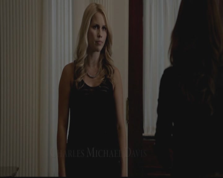 VampireDiariesWorld-dot-org_TheOriginals1x02HouseOfTheRisingSun0149.jpg