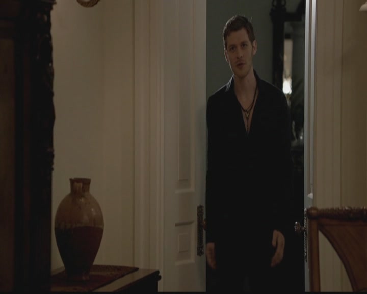 VampireDiariesWorld-dot-org_TheOriginals1x02HouseOfTheRisingSun0189.jpg