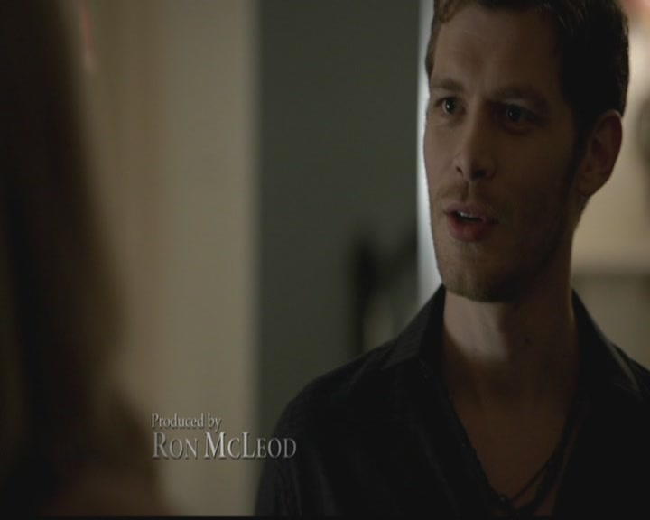 VampireDiariesWorld-dot-org_TheOriginals1x02HouseOfTheRisingSun0211.jpg