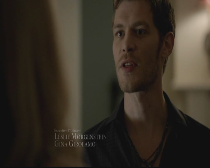 VampireDiariesWorld-dot-org_TheOriginals1x02HouseOfTheRisingSun0215.jpg