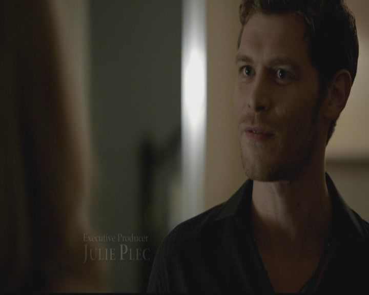 VampireDiariesWorld-dot-org_TheOriginals1x02HouseOfTheRisingSun0220.jpg