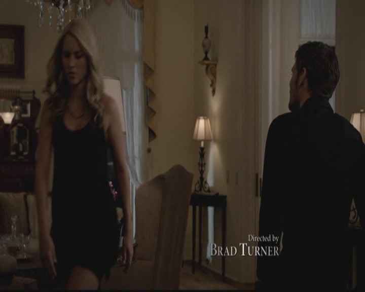 VampireDiariesWorld-dot-org_TheOriginals1x02HouseOfTheRisingSun0238.jpg