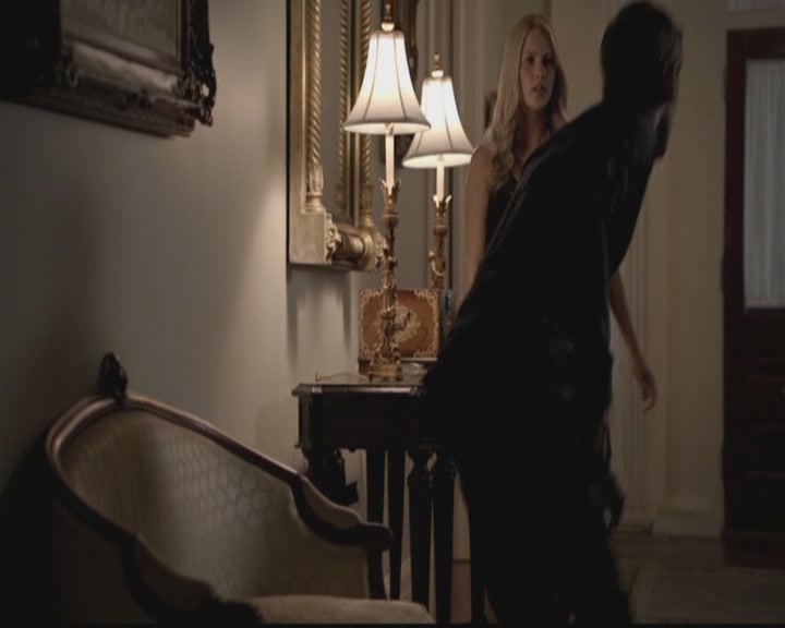 VampireDiariesWorld-dot-org_TheOriginals1x02HouseOfTheRisingSun0346.jpg