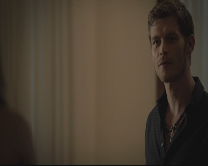 VampireDiariesWorld-dot-org_TheOriginals1x02HouseOfTheRisingSun0351.jpg