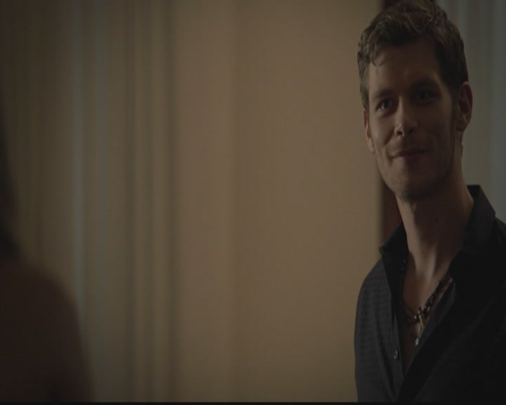 VampireDiariesWorld-dot-org_TheOriginals1x02HouseOfTheRisingSun0352.jpg